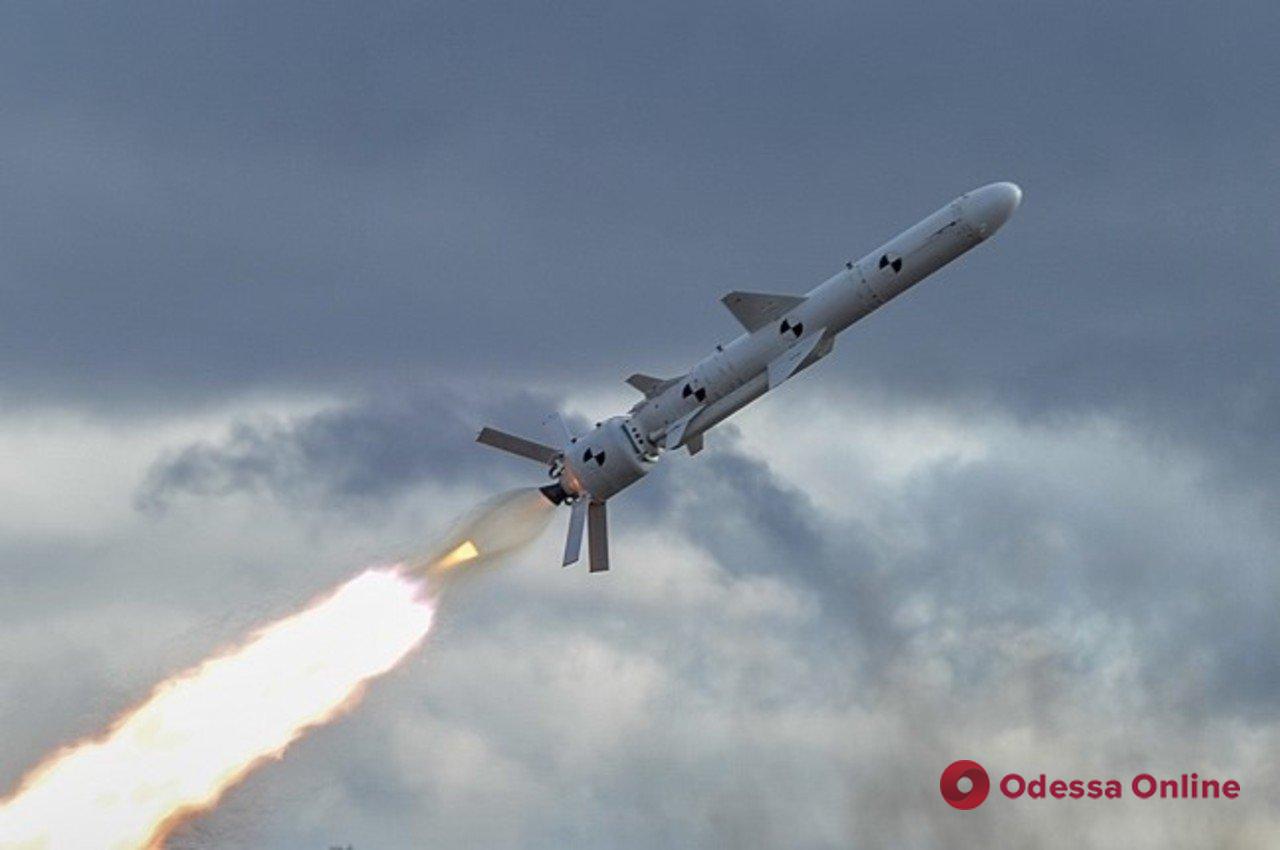 Українські зенітники збили п’ять крилатих ракет та дрон-камікадзе