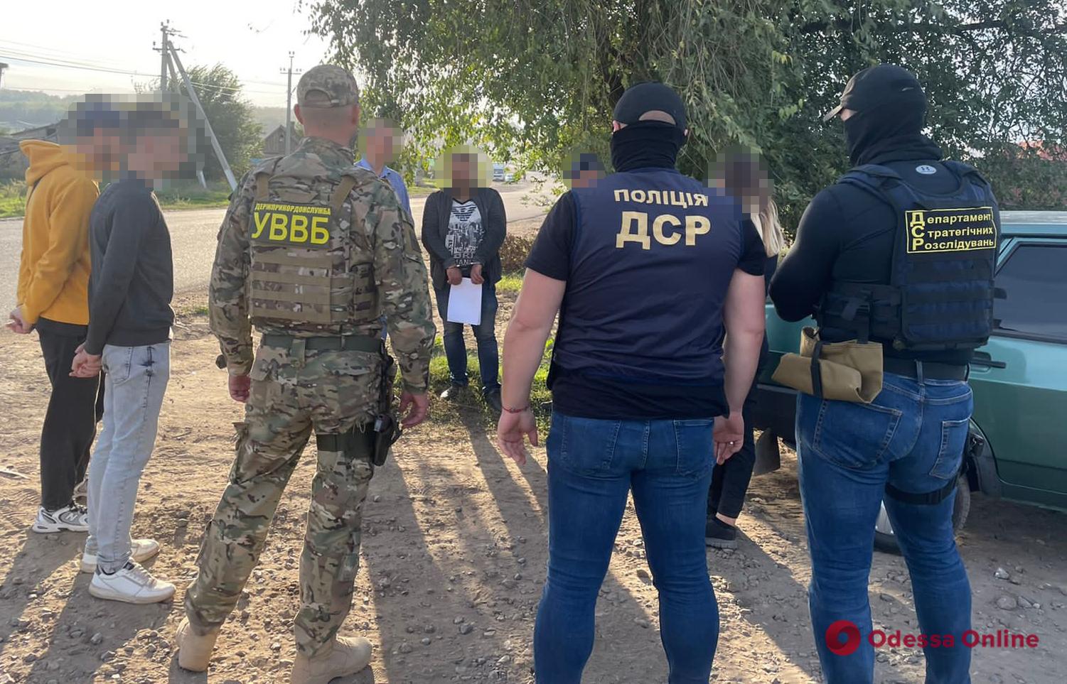 Одеські поліцейські затримали організатора незаконної переправи чоловіків за кордон