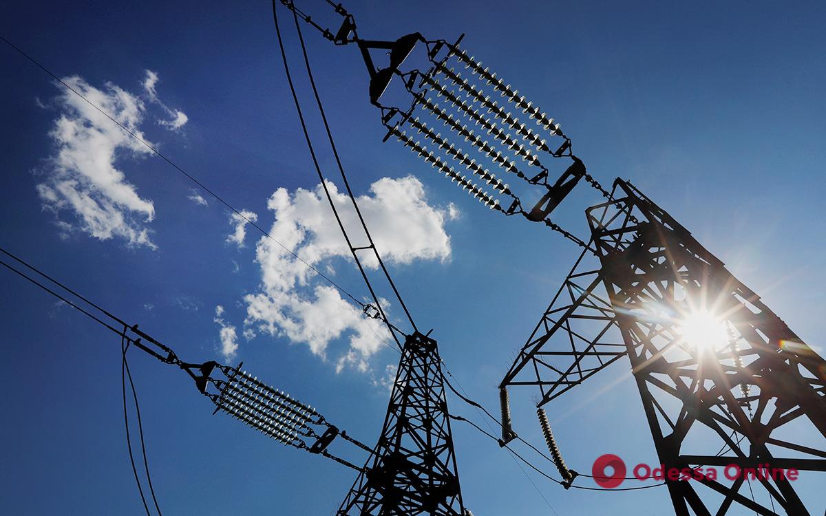 Электроснабжение в Украине почти стабилизировано, но отключения еще необходимы — Зеленский