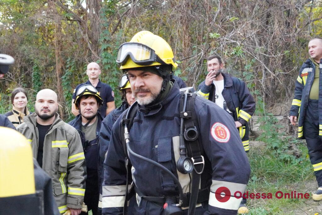 Вчилися діяти у темряві та варили кашу: в Одесі пройшли навчання рятувальників-добровольців