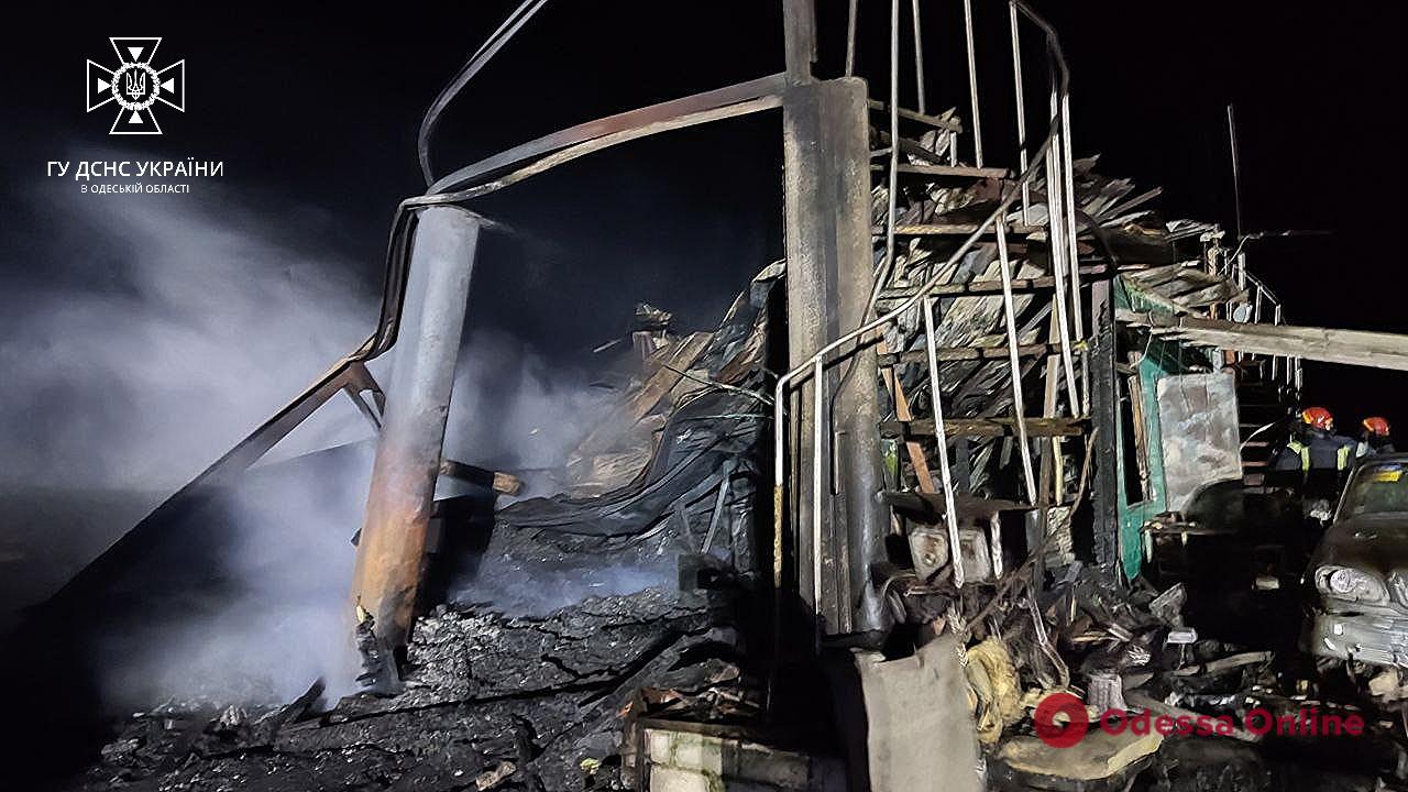 Одесская область: на территории базы отдыха тушили пожар