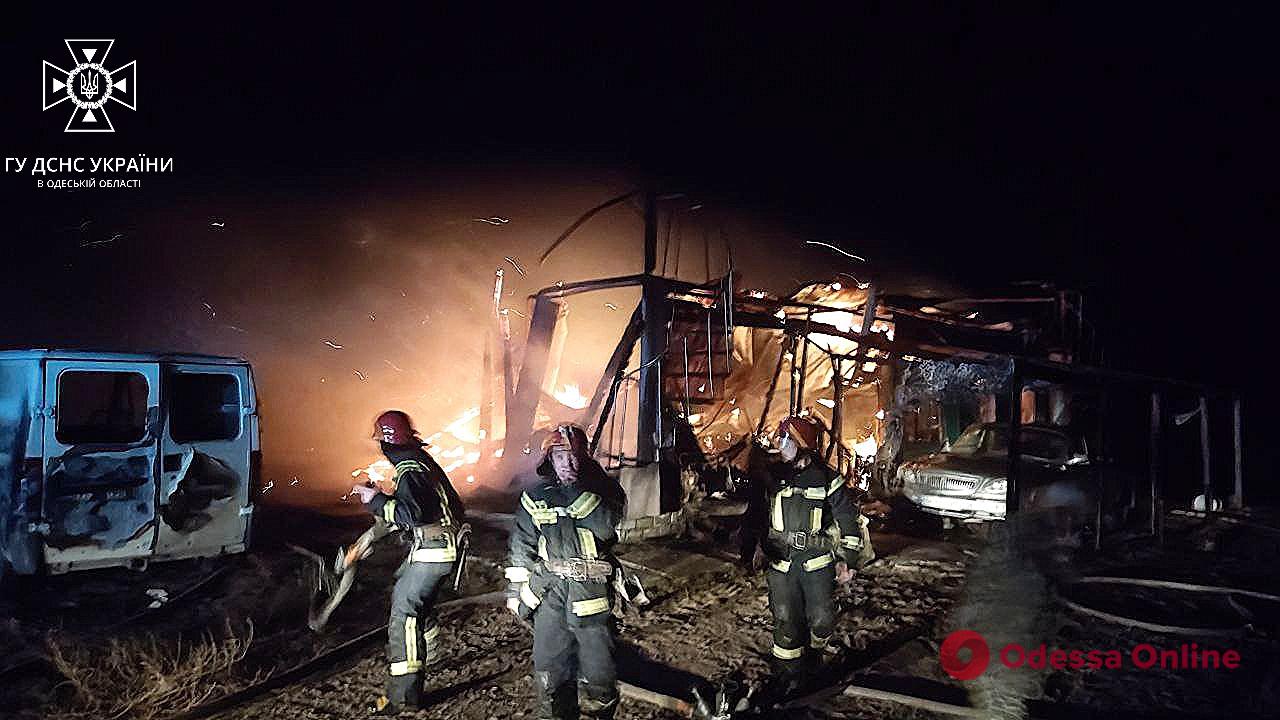 Одесская область: на территории базы отдыха тушили пожар