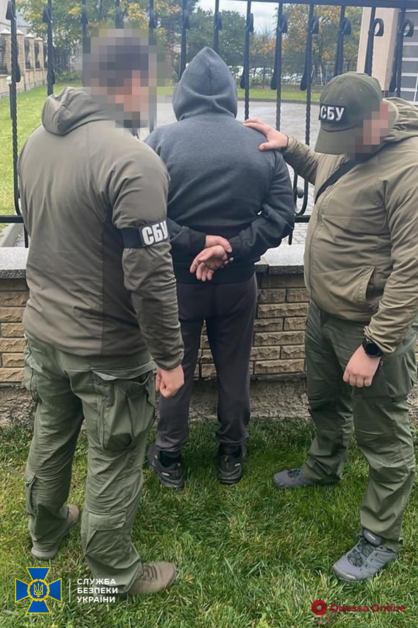 В Луцке задержан депутат от опзж, который предлагал призывникам бежать за границу