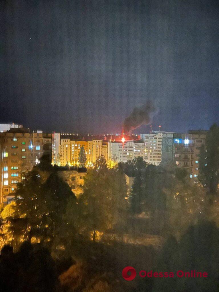 В Белгороде раздались взрывы на ТЭЦ: в некоторых районах города исчез свет (фото, видео)