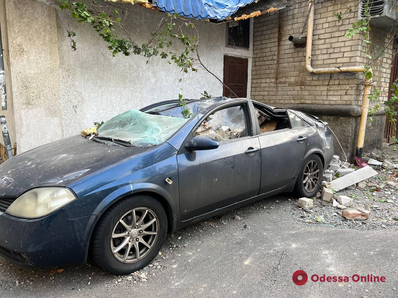 У Миколаєві ворожа ракета С-300 поцілила у житловий будинок – зруйновані квартири на двох поверхах