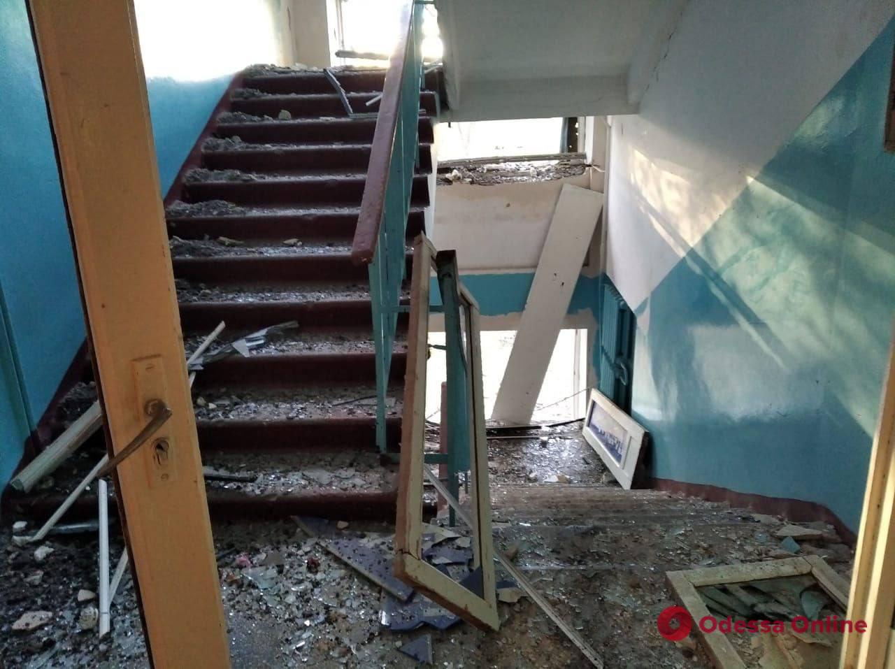 Харківщина: рашисти нанесли ракетний удар по лікарні – загинув лікар-анастезіолог, поранена медсестра