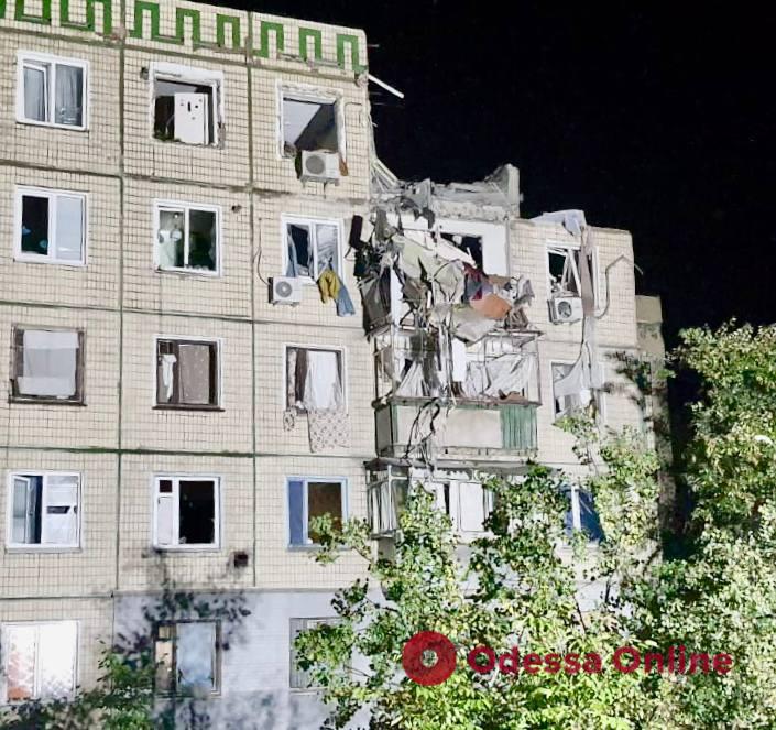 Вночі окупанти обстріляли Дніпропетровську та Харківську області: є загиблі та поранені