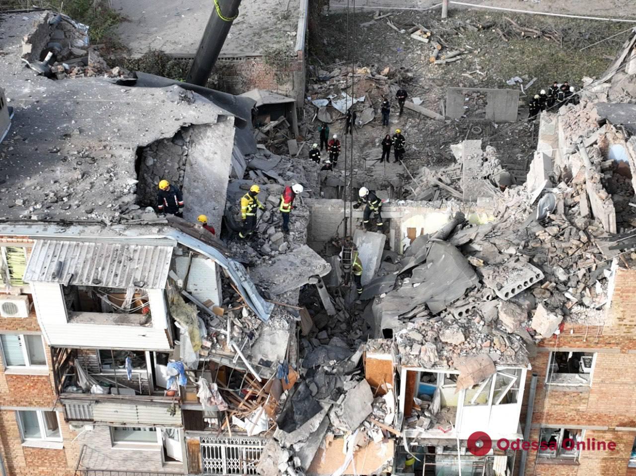 Обстрел пятиэтажки в Николаеве: возросло количество жертв