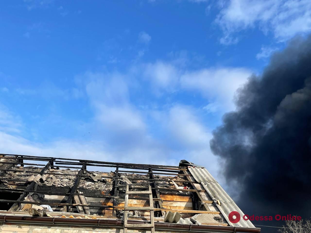 Ракетний обстріл Луцька: окупанти пошкодили 12 будинків (фото)