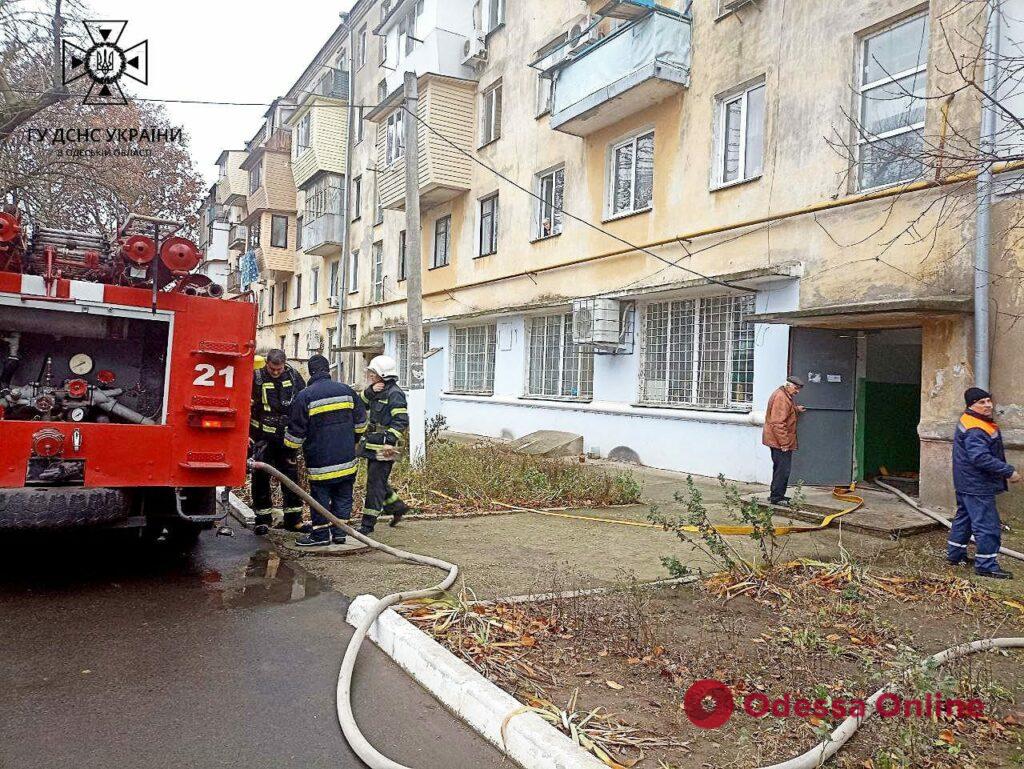 В Измаиле произошел пожар в пятиэтажном жилом доме (фото)