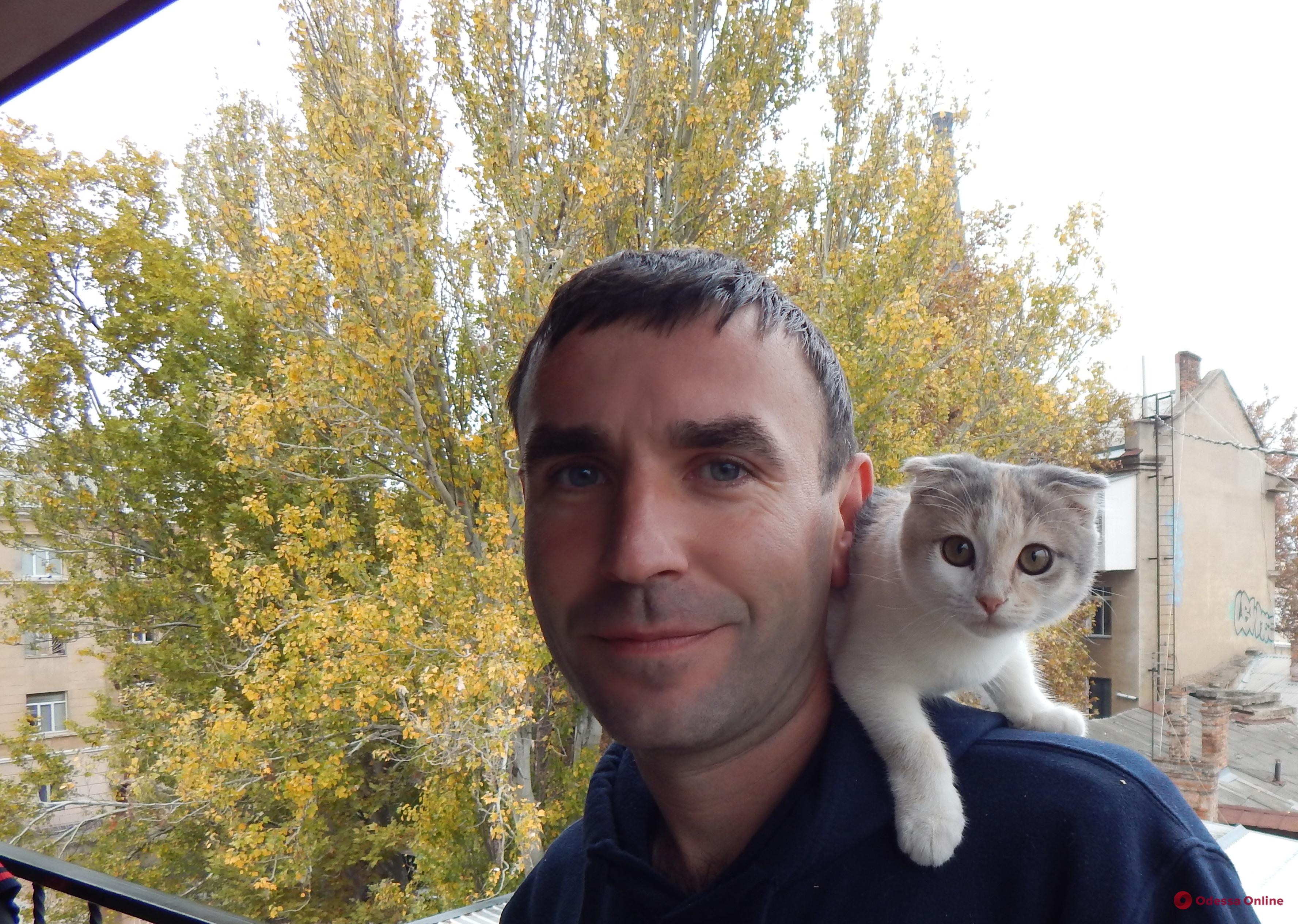 Братья-«ураганы», человек с самыми длинными волосами в Одессе и кошка-путешественница по «горячим точкам»: как живет приют для переселенцев