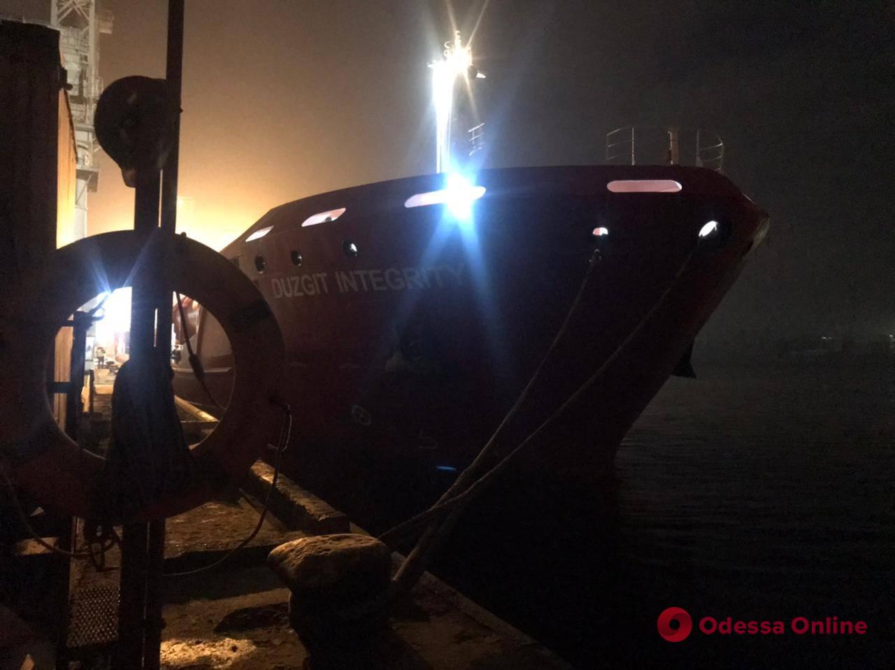 «Зернова ініціатива»: з портів Одещини вийшли три судна з олією