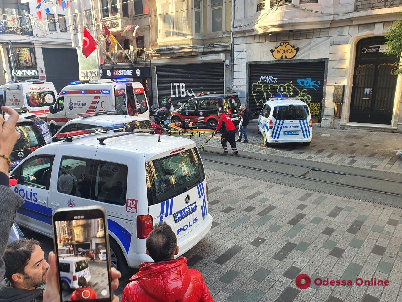 У центрі Стамбула стався вибух — є загиблі та десятки поранених (обережно, відео)