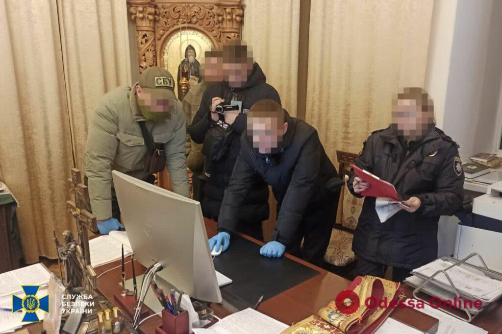 В объектах УПЦ МП на Тернопольщине и Прикарпатье СБУ нашла пропагандистские материалы, отрицающие существование Украины