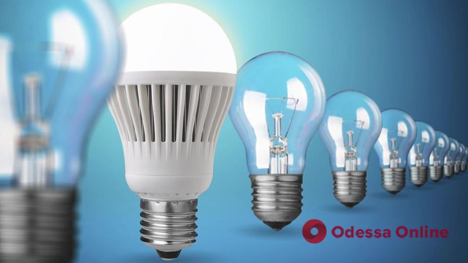 Лампы накаливания будут бесплатно обмениваться на LED в отделениях Укрпочты