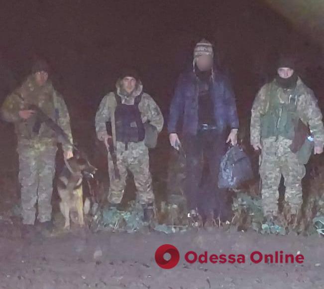 Одессит пытался сбежать в Молдову, но его задержали пограничники