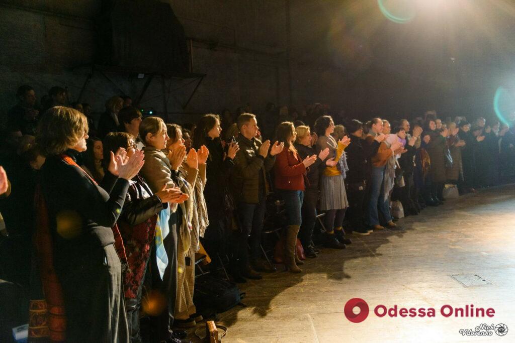 Херсонский театр представил в Одессе спектакль об оккупации своего города (фото)