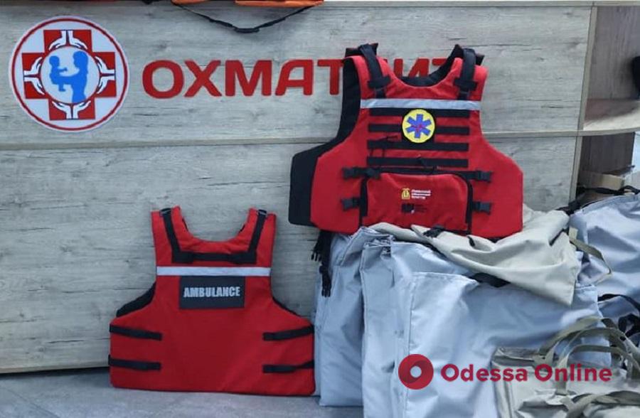 В Україні розпочали серійне виробництво бронежилетів для медиків