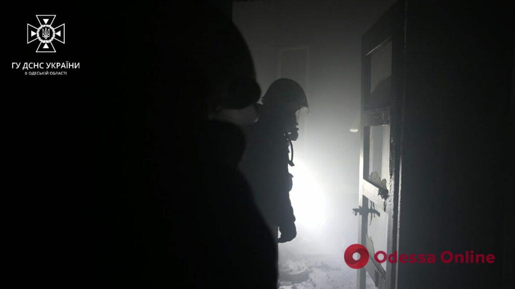 Вогонь на 25 поверсі: рятувальники розповіли подробиці пожежі в ЖК «Альтаїр-1» (фото, відео)
