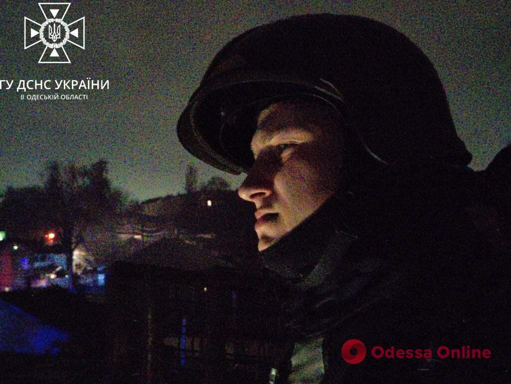 В Одессе горел частный жилой дом (фото, видео)