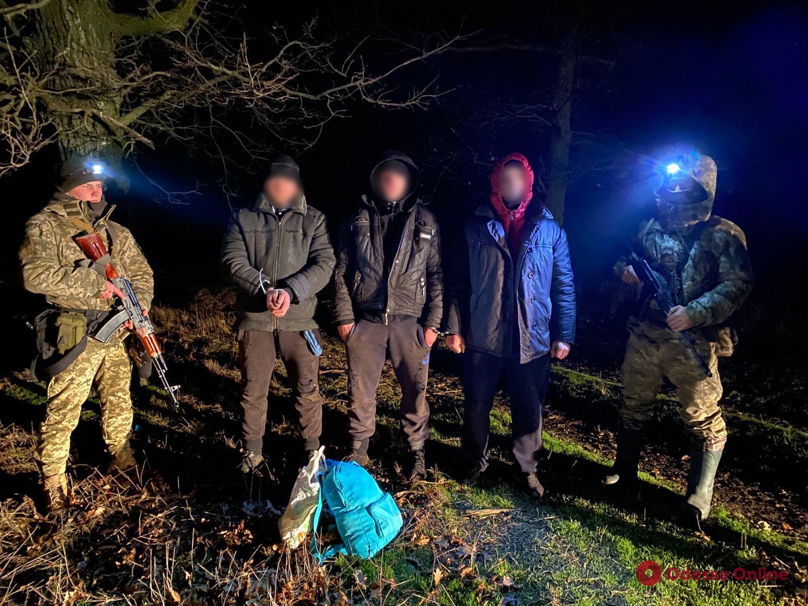 В Одесской области пограничники с помощью тепловизора задержали троих уклонистов