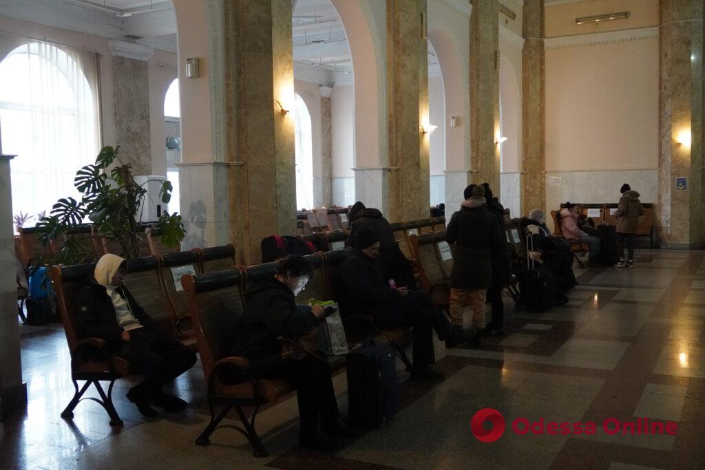 Одесский железнодорожный вокзал стал Крепостью несокрушимости (фото)