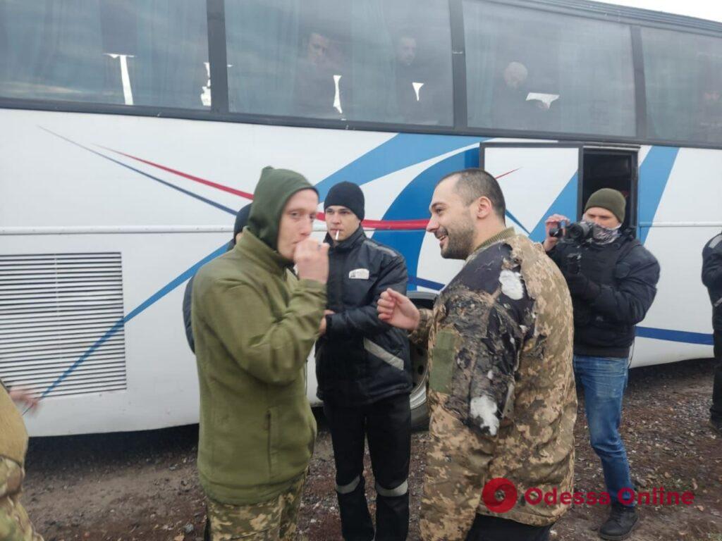 Украина вернула из российского плена еще 50 воинов