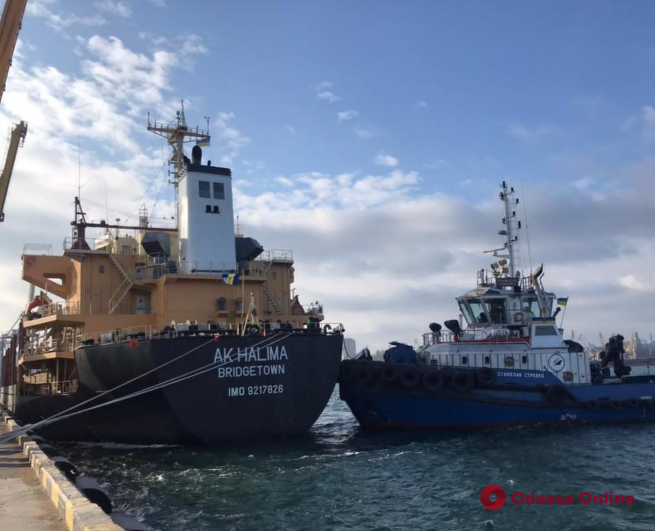«Зернова ініціатива»: за дві доби з портів Одещини вийшли 7 суден