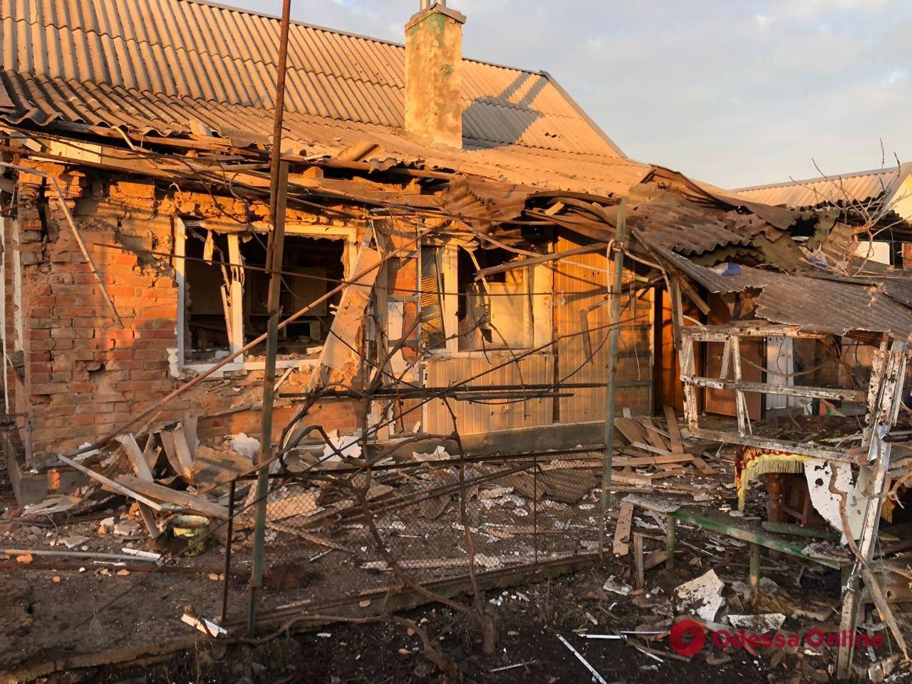 Оккупанты обстреляли Марганец: повреждены дома и газопровод (фото)