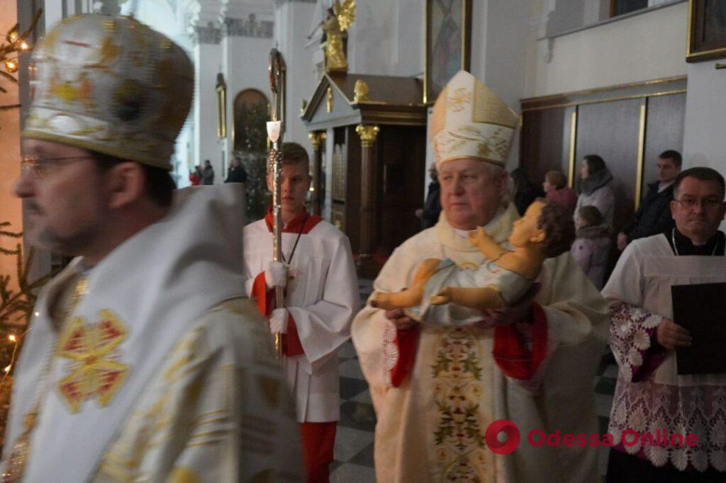 У римсько-католицькому костелі відбулася передріздвяна меса (фото)