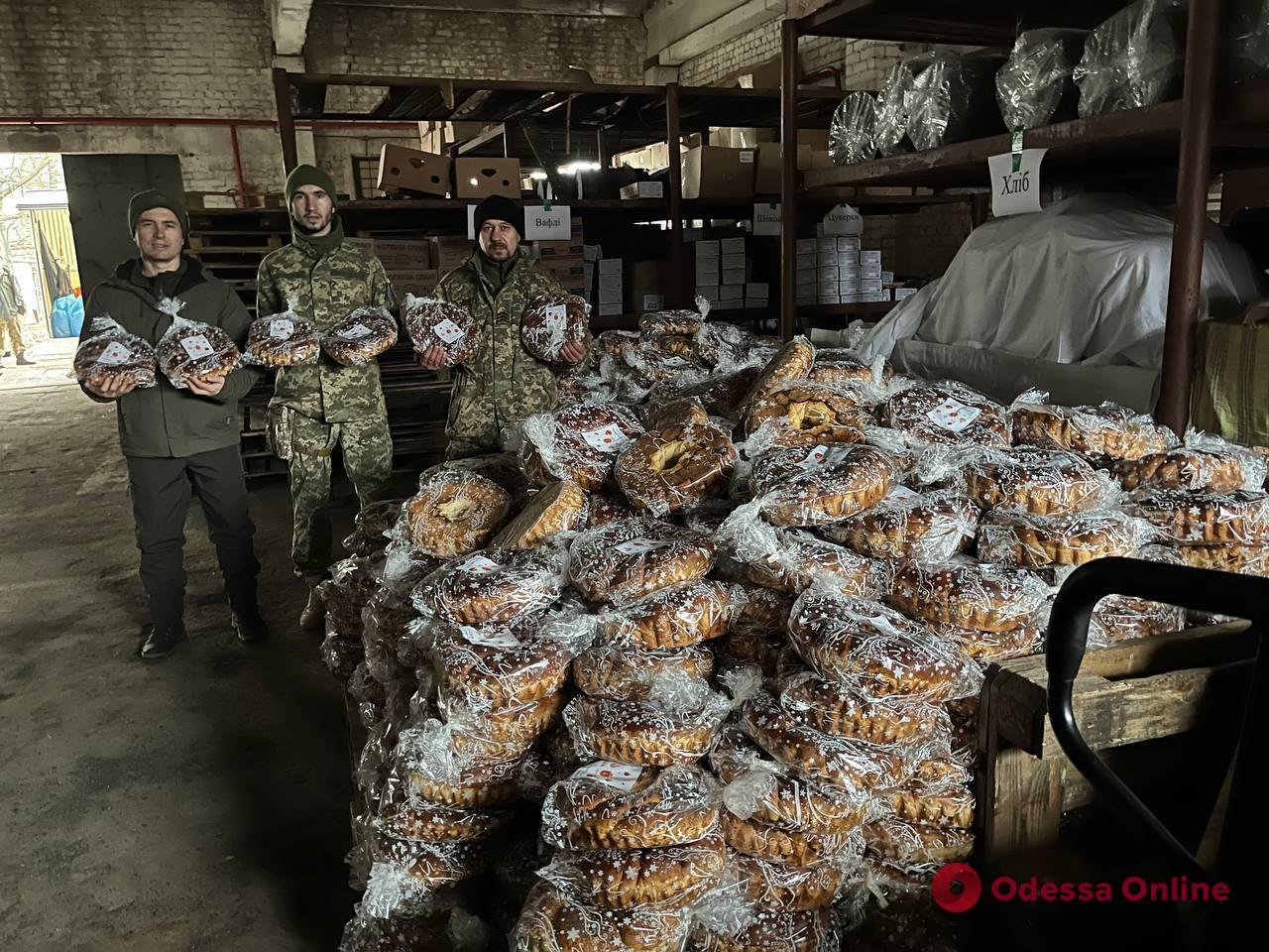 Еще две бригады в Херсоне получили рождественские подарки от Одессы (фото)