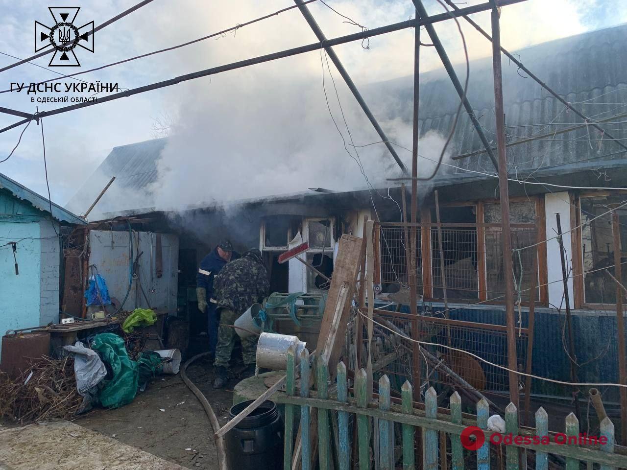 На Одещині сталася пожежа через необережне розпалювання печі – є постраждалий