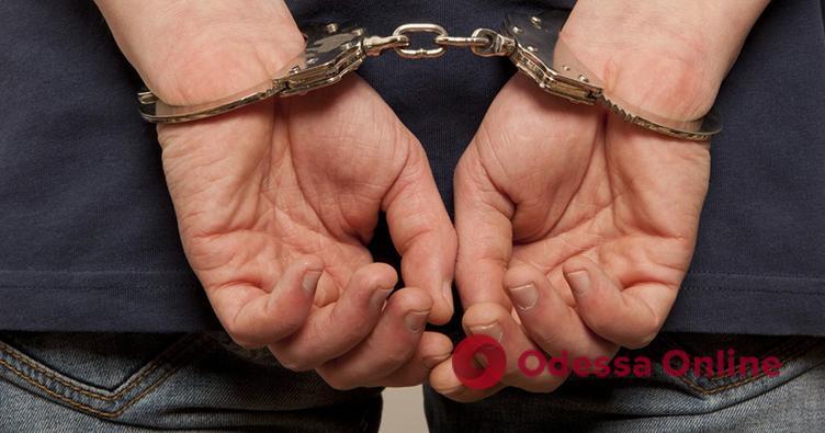 Одесса: суд вынес приговор мужчине, который задушил сожительницу