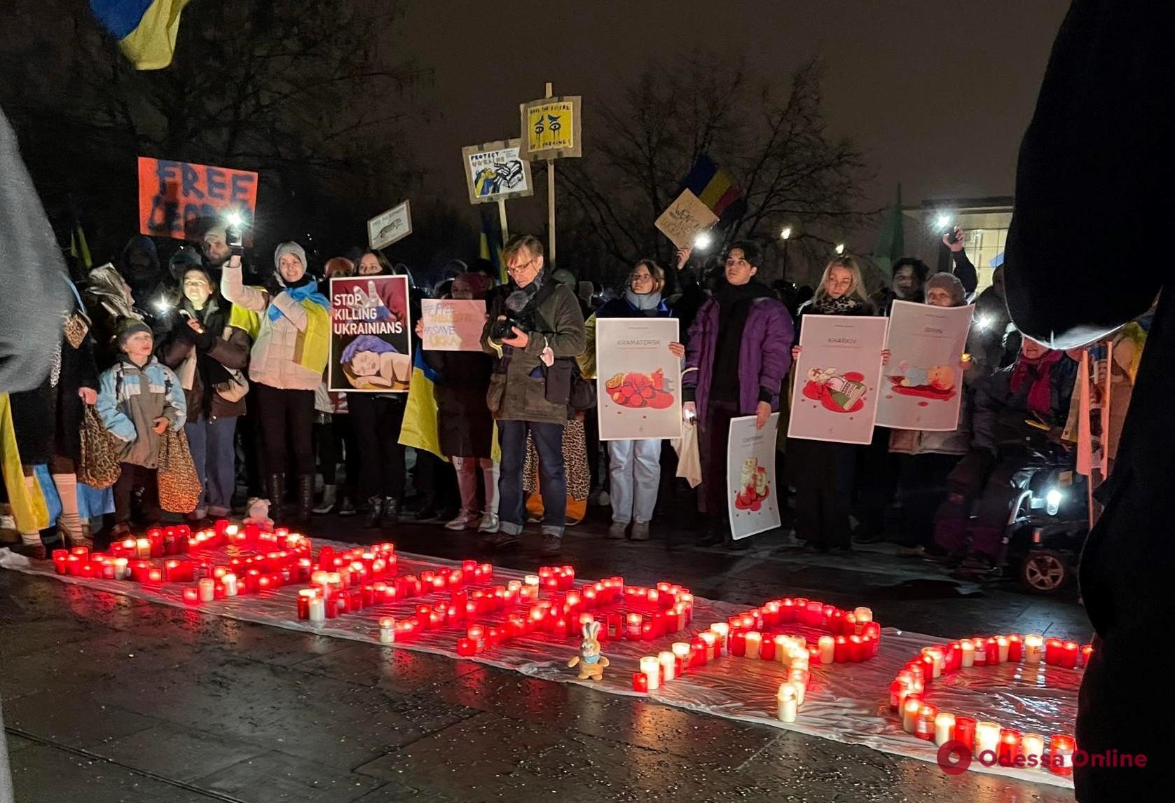 В Германии возле офиса Шольца собрался митинг из-за промедления поставки танков Украине (фото, видео)