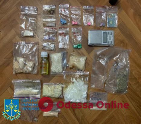 Оптовая торговля наркотиками: в Одессе будут судить участников преступной группировки