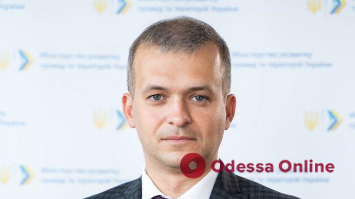 Кабмін звільнив з посади заступника міністра Василя Лозинського, якого спіймали на хабарі