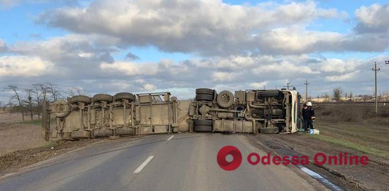 ДТП за участю бензовоза на Одещині: у поліції розповіли подробиці аварії