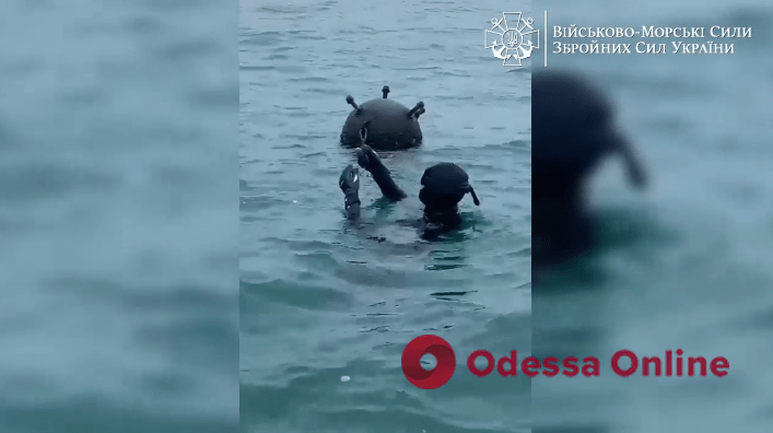 Біля берегів Одещини знищили дві дрейфуючі протикорабельні міни (відео)