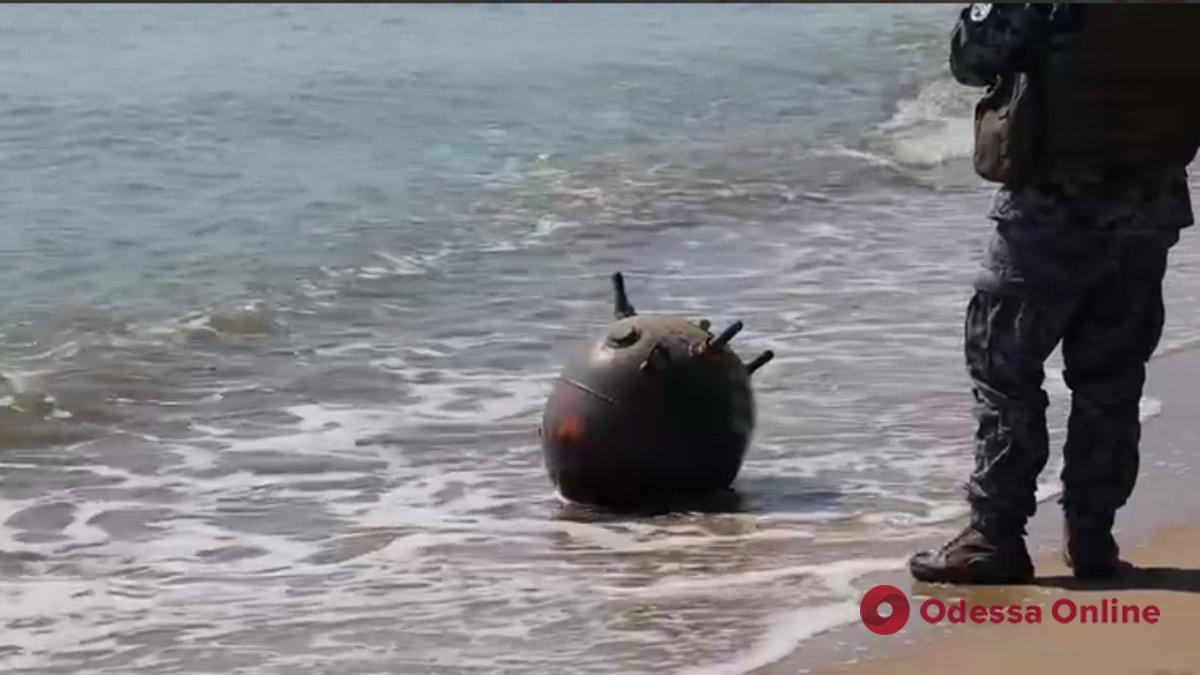 На одесском побережье обезвредили противокорабельную мину