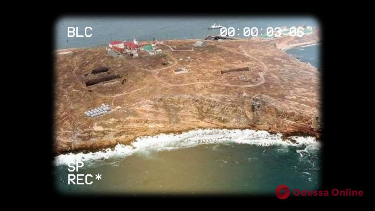“Русский военный корабль, иди на х*й”: у 2022-му словом року стала ціла фраза “Русский военный корабль, иди на х*й”: у 2022-му словом року стала ціла фраза