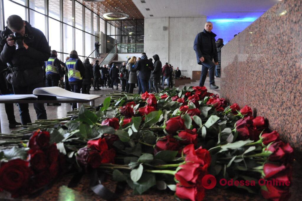 В Киеве простились с погибшими в авиакатастрофе в Броварах