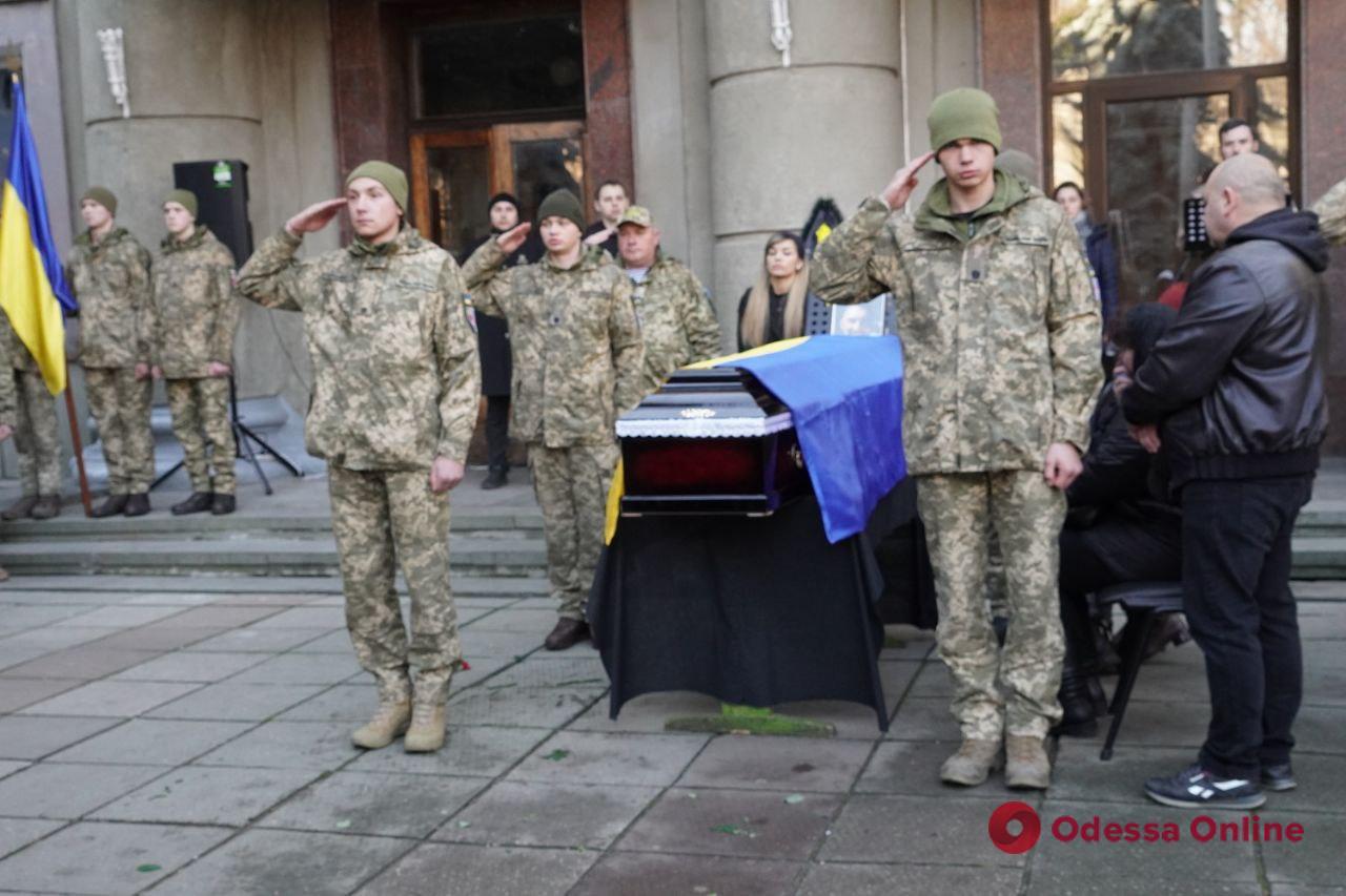 В Одесі простились із загиблими захисниками України Андрієм Павловим та Олексієм Яровенко