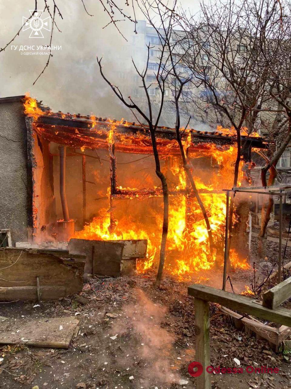 В Одессе произошел пожар из-за неправильной эксплуатации буржуйки