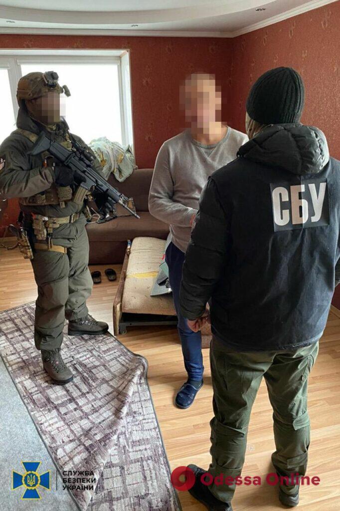 СБУ знешкодила озброєну банду, яка налагодила масштабний збут наркотиків на Полтавщині
