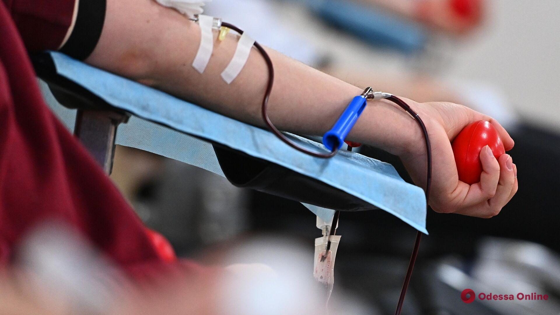 За год одесситы сдали более 1,6 тыс. литров крови