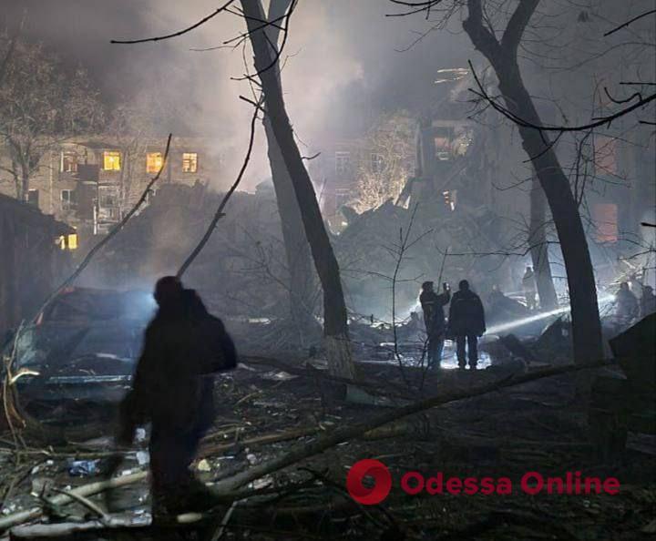 Окупанти вдарили по Краматорську: влучили в чотириповерховий житловий будинок (фото)