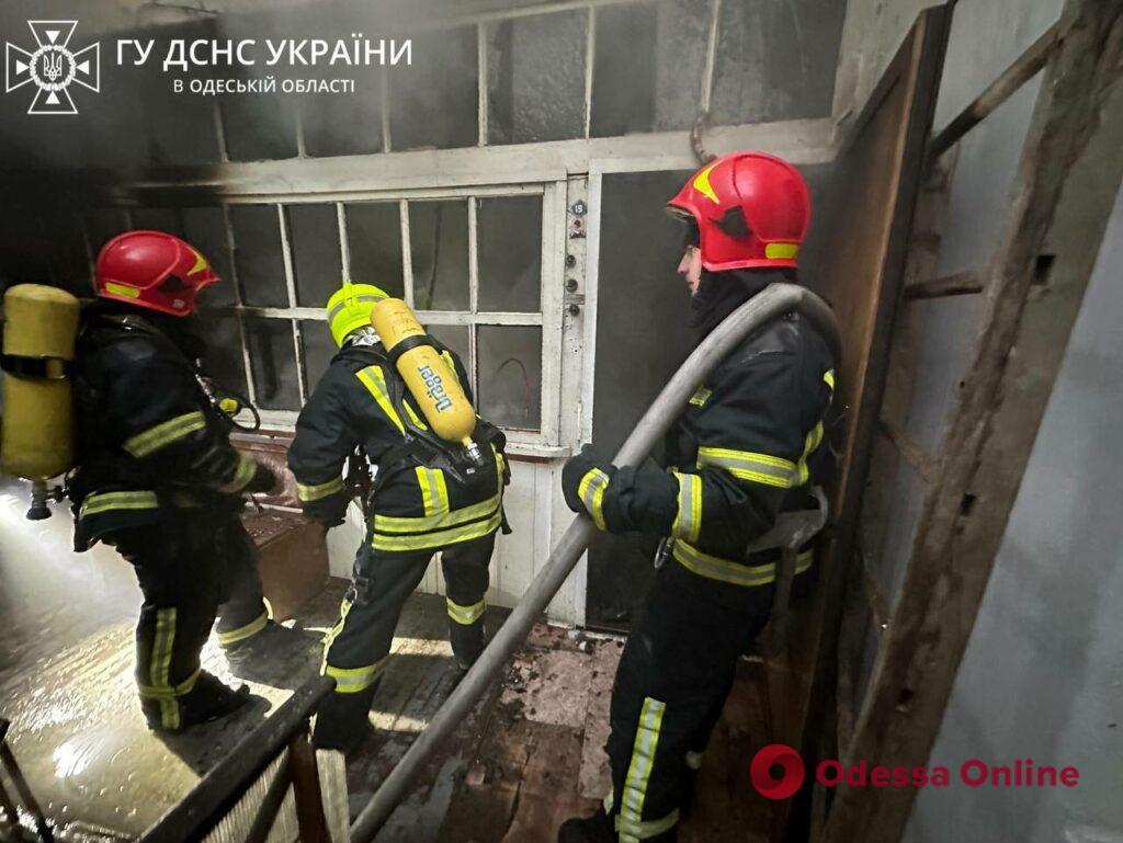 На Дерибасовской произошел пожар (фото, видео)