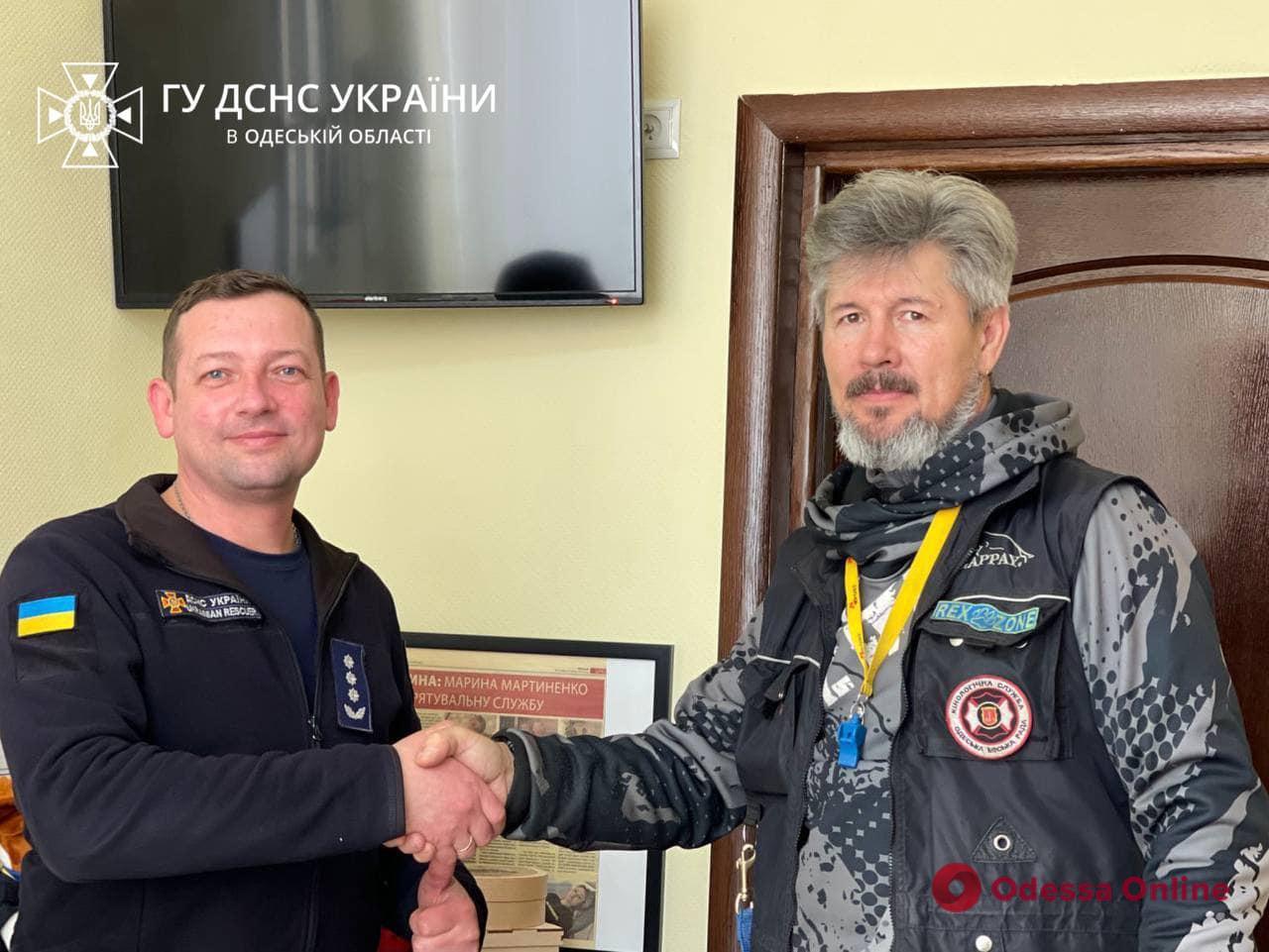 Одеські рятувальники та кінологи підписали меморандум про співпрацю