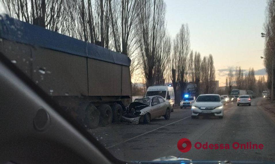 На въезде в Черноморск произошло ДТП