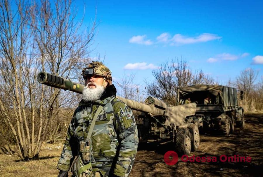 Генштаб: оккупанты пытаются наступать на пяти направлениях и усиливают оборону Крыма